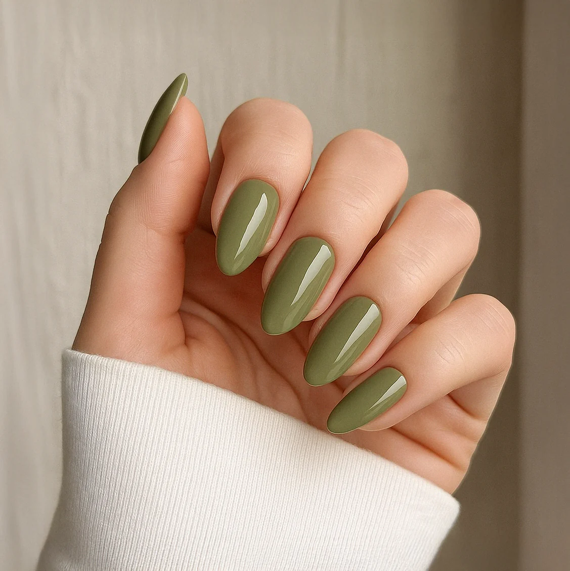 ملصقات أظافر جل (شبه صلبة) - أخضر زيتوني أنيق