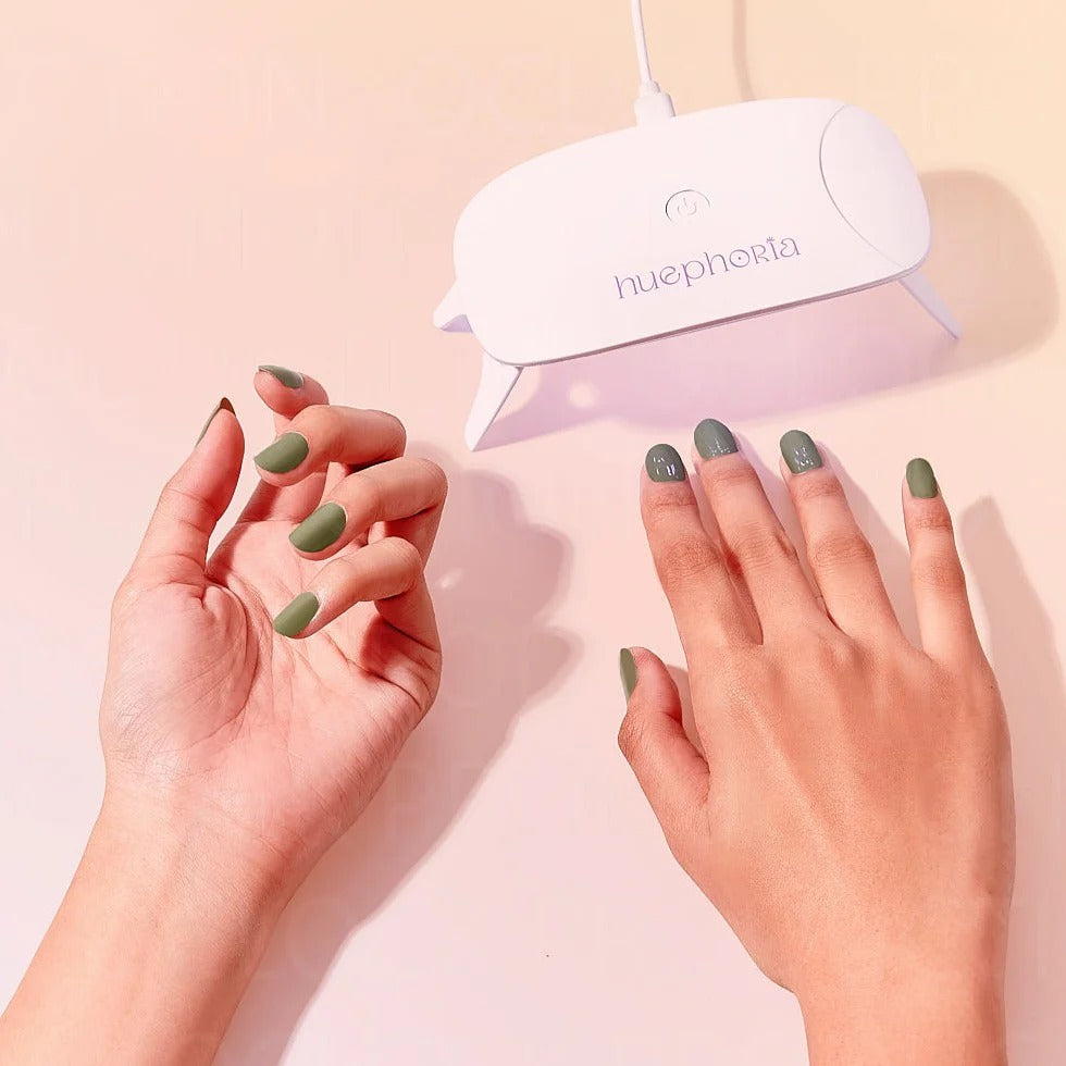 ملصقات أظافر جل (شبه صلبة) - أخضر زيتوني أنيق